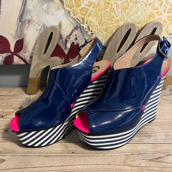 G by Guess Wedges Size 10M - Picture 1 of 13